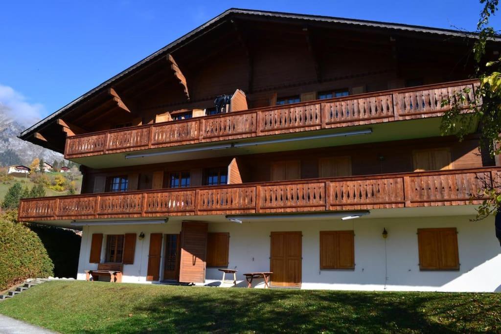 Cozy In The Heart Of The Alps अपार्टमेंट Chateau-d'Oex